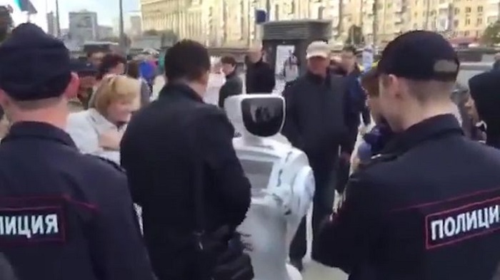 A robot was just `arrested` by Russian police 
